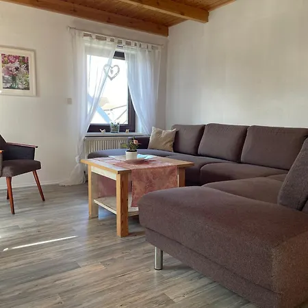 Ferienwohnung Dachgeschoss Wusterhusen Экстерьер фото